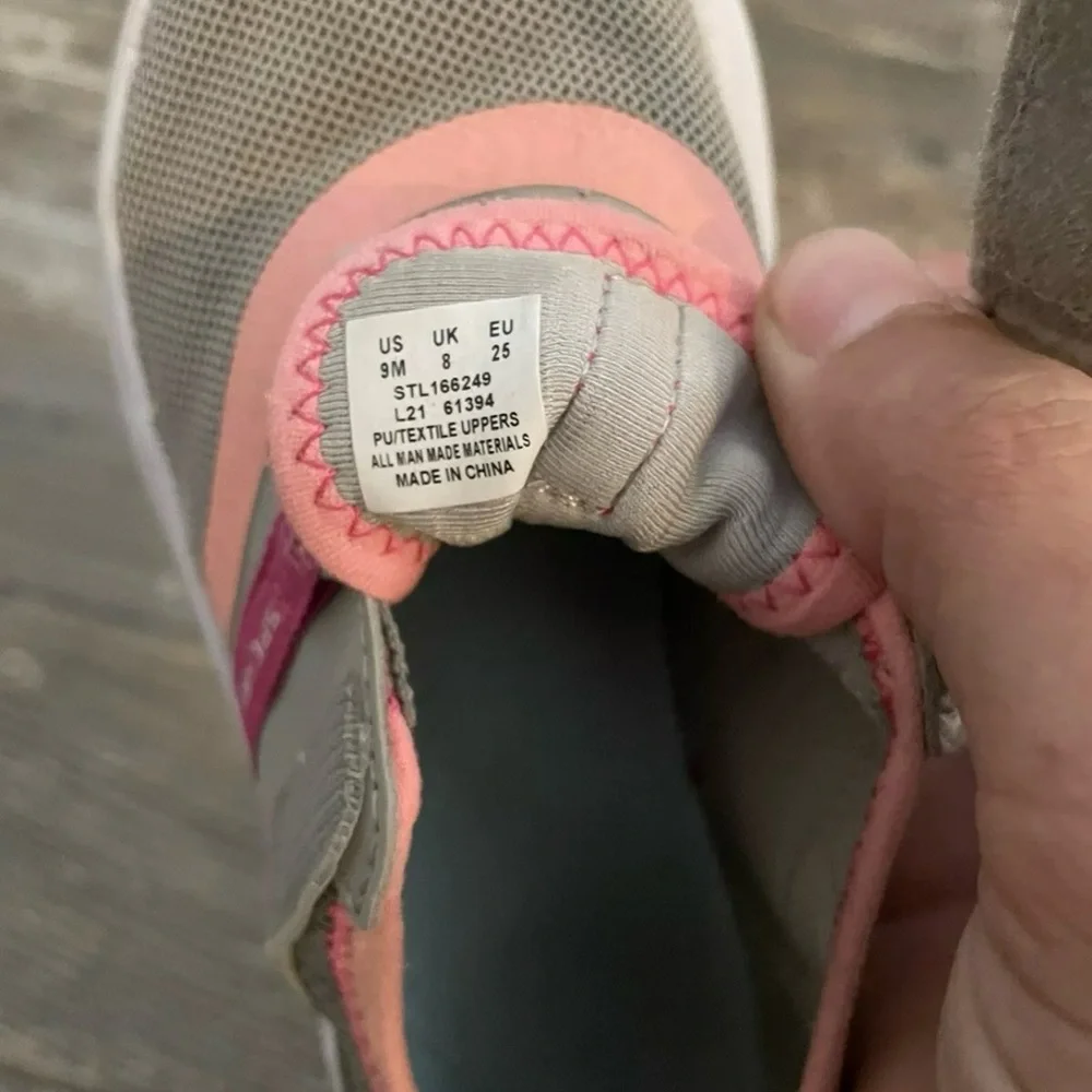 Sperry Pink and Gray Toddler Girl Sneakers Size 9 - Picture 3 of 4